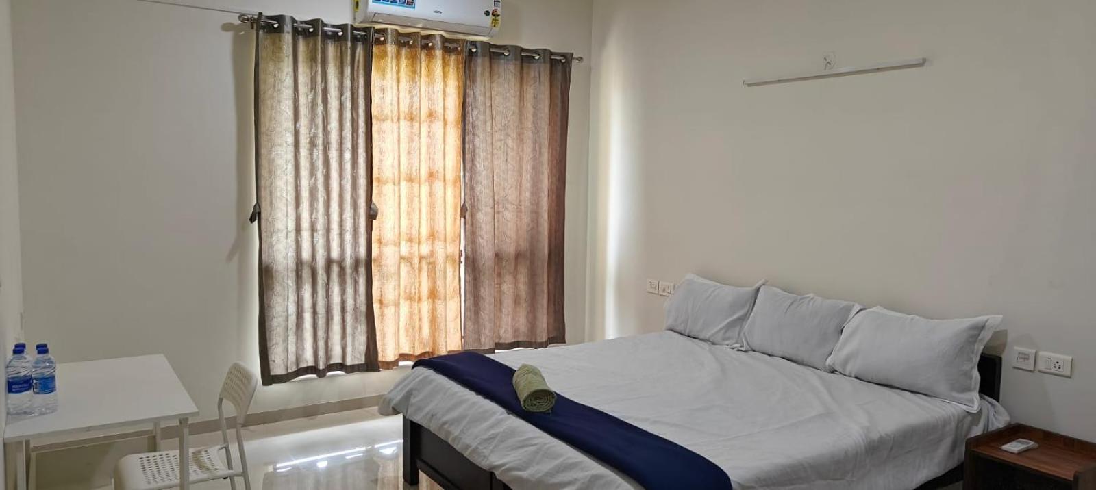 Rockfort Stay Inn Oragadam Bagian luar foto